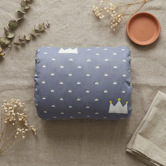 True Haven | Feeding Arm Pillow – Everyday Feeding Essential, Easy to Clean