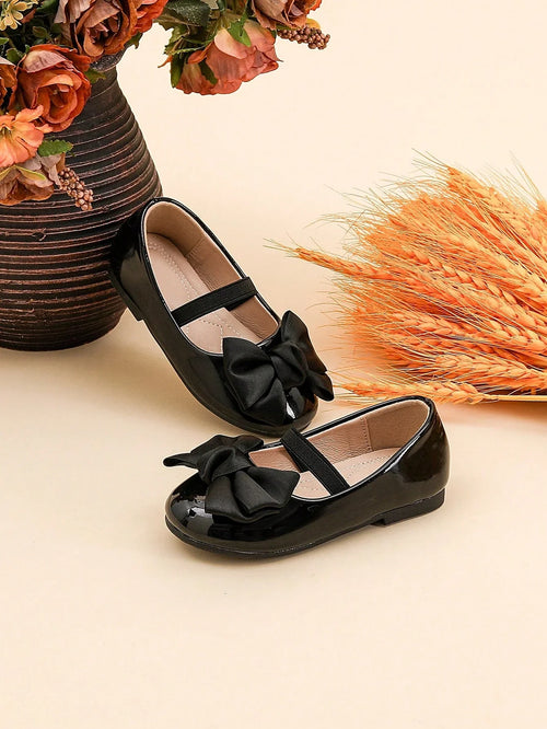 True Haven | Girls' Floral Flat Shoes – Lightweight & Breathable, Easy to Match Any Outfit
