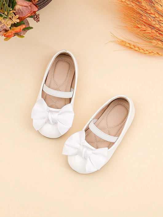 True Haven | Girls' Floral Flat Shoes – Lightweight & Breathable, Easy to Match Any Outfit