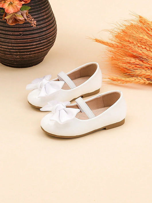 True Haven | Girls' Floral Flat Shoes – Lightweight & Breathable, Easy to Match Any Outfit