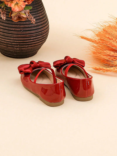 True Haven | Girls' Floral Flat Shoes – Lightweight & Breathable, Easy to Match Any Outfit